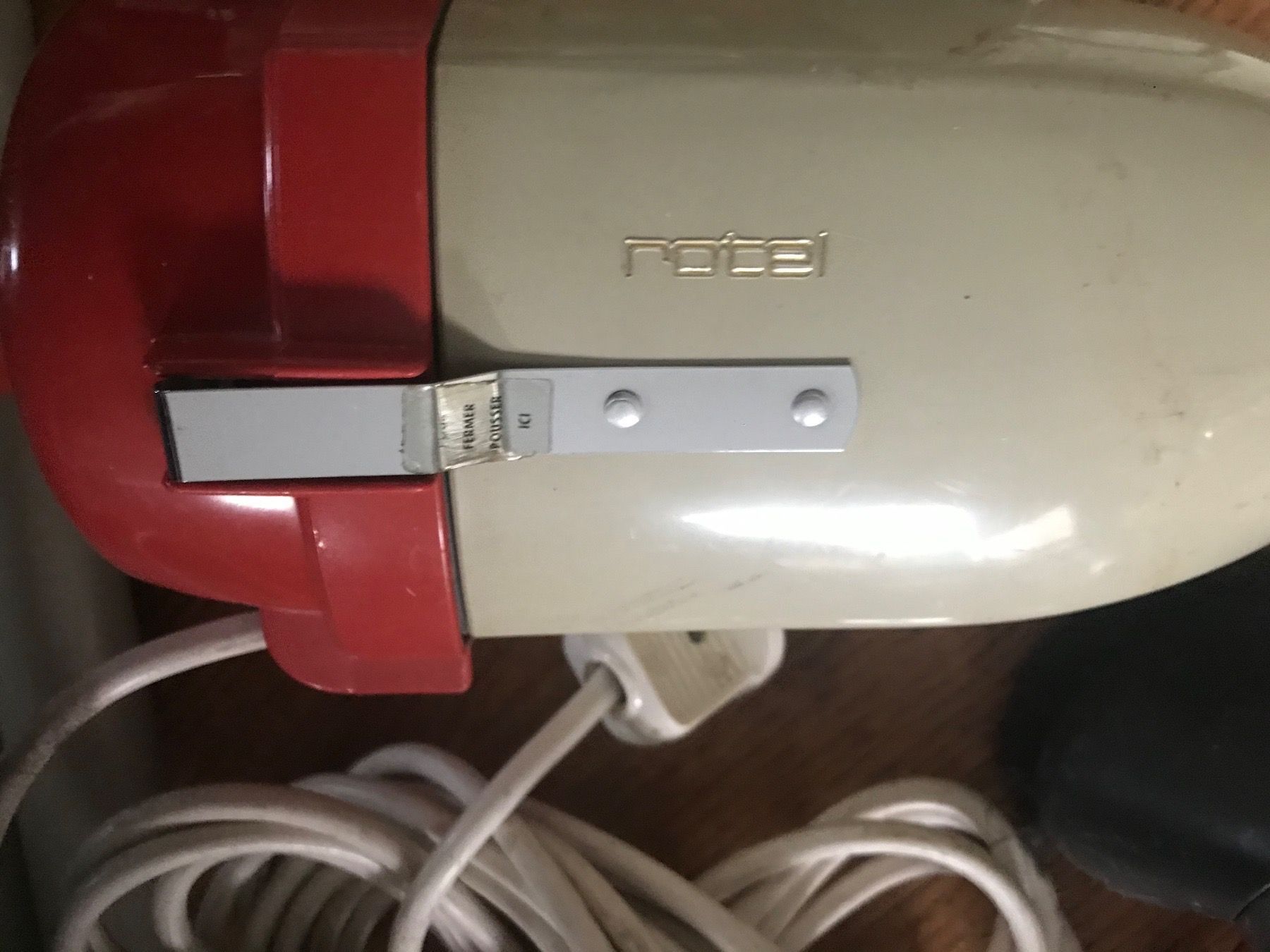 Rotel Aspirapolveri & Accessori: Alter Rotel Handstaubsauger – Usato da Solothurn venduto da Spicar 3