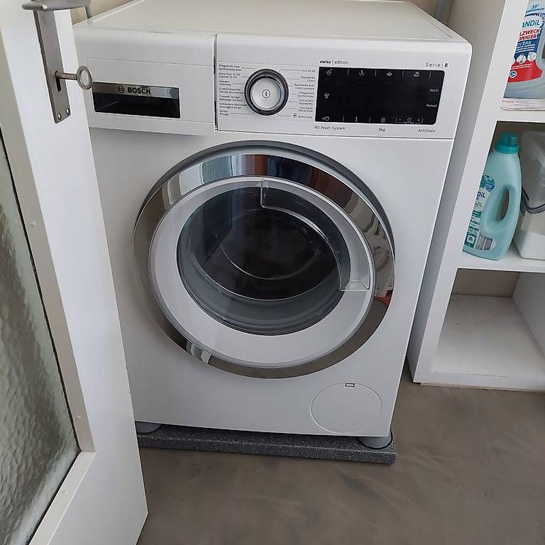 Bosch Lavatrici: Bosch Waschmaschine WAV28MF0CH – Usato da Kollbrunn venduto da bahati
