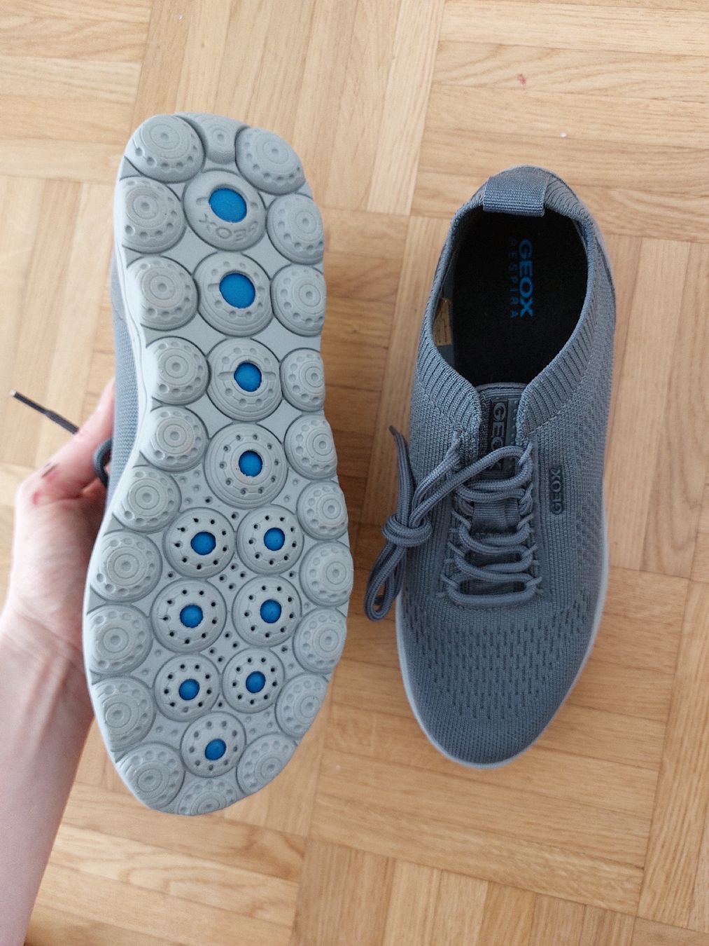 Scarpe da donna: Geox Sneaker Schuh – Usato da Münchenbuchsee venduto da Ataf_Morgana 1