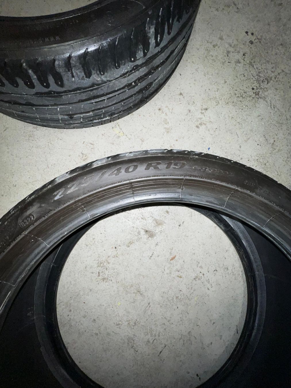 Pirelli Pneus & Kompletträder: Sommerreifen Pirelli P Zero 225 40 19 – Gebraucht aus Wohlen AG von Mikisal 2