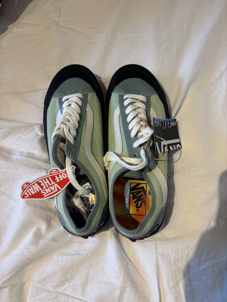 Vans Scarpe da uomo: Chaussures skateboard – Nuovo e nell'imballaggio originale da Le Grand-Saconnex venduto da pat_9wgt 1