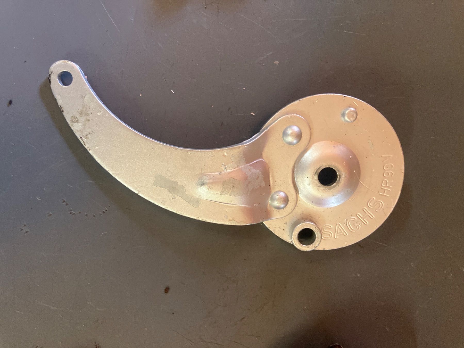 Sachs Ciclomotori: 3x Bremsankerplatten Sachs HR 90 – Usato da Oberriet SG venduto da olli20 3