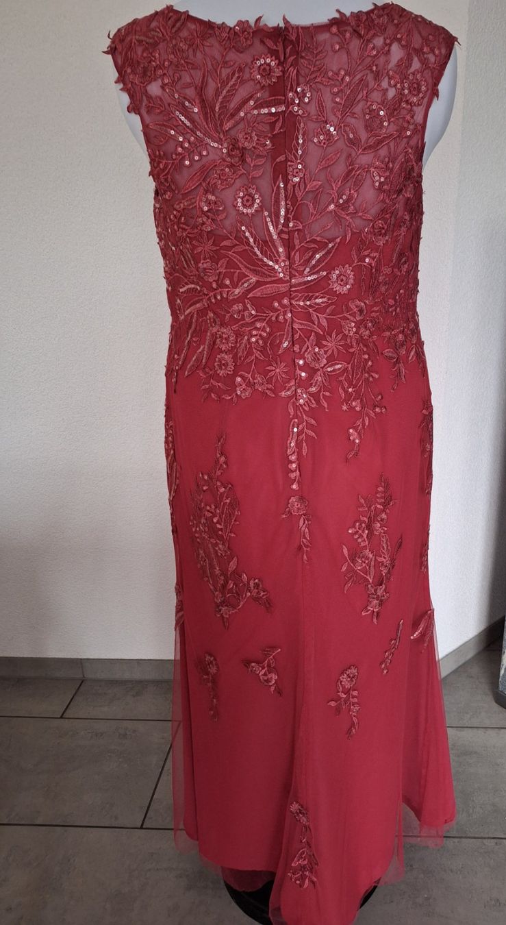 Vestiti: Abendkleid Gr.44 – Usato da Sulgen venduto da limann 4