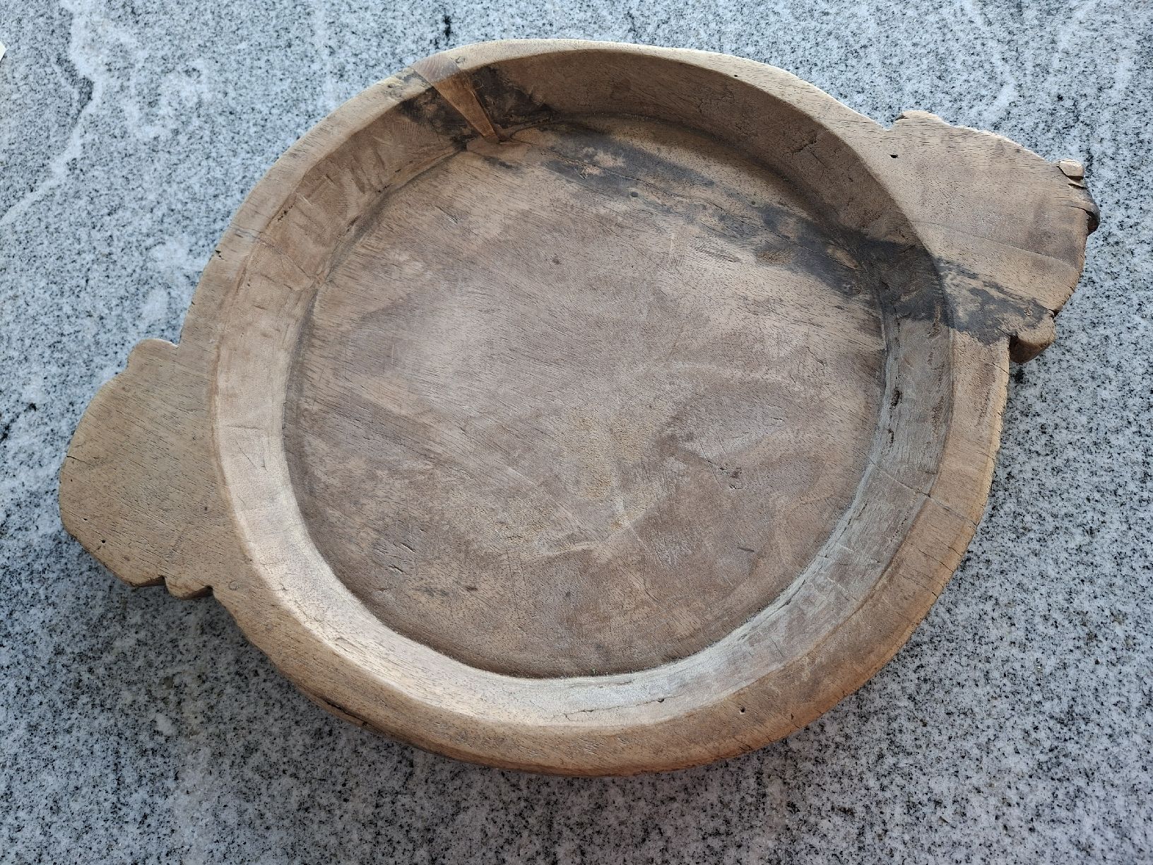Articoli in legno: Holzschale mit Griffen rustikal – Usato da Büsserach venduto da Grenzstein