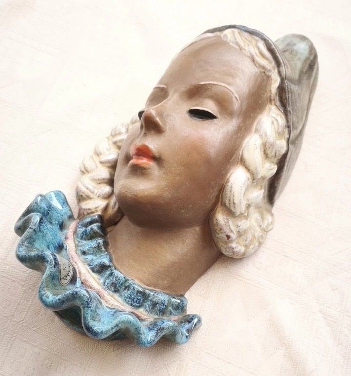 Sonstige Antiquitäten & Kunst: Art Déco Wandkopf Keramik 8614 3 Goldscheider – Gebraucht aus Kleindöttingen von lau_k778 5