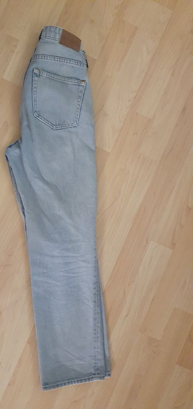 Weekday Jeans: Weekday Voyage High Straight Jeans – Gebraucht aus Zürich von Annacw 2