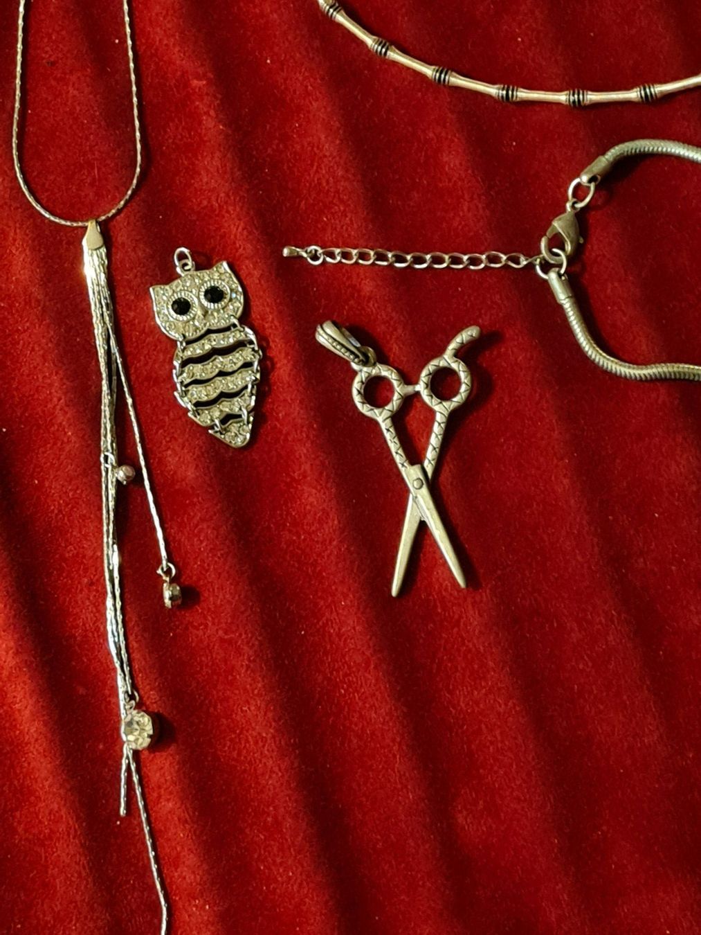 Altri gioielli: Lot Vintage Modeschmuck, 7 Stück, Farbe Silber – Usato da Münchenbuchsee venduto da babilibern 5