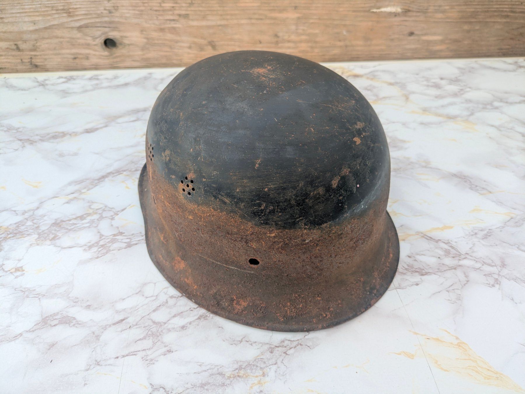 Uniformi & Effetti personali: Luftschutz Stahlhelm M34 "Stub Bill Visor" – Usato da Buttisholz venduto da ArmeeShopCH 4