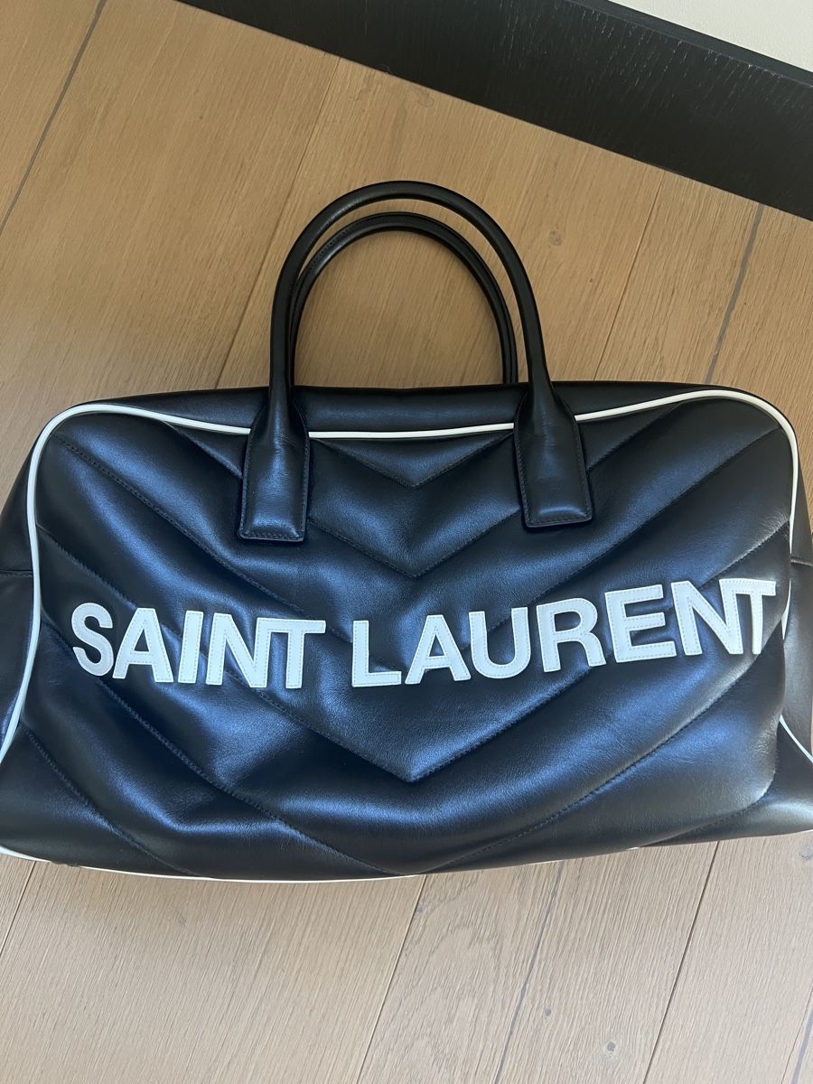 Saint Laurent Borse: Saint Laurent Bag Black – Usato da Zürich venduto da P_Lipinski_21 1