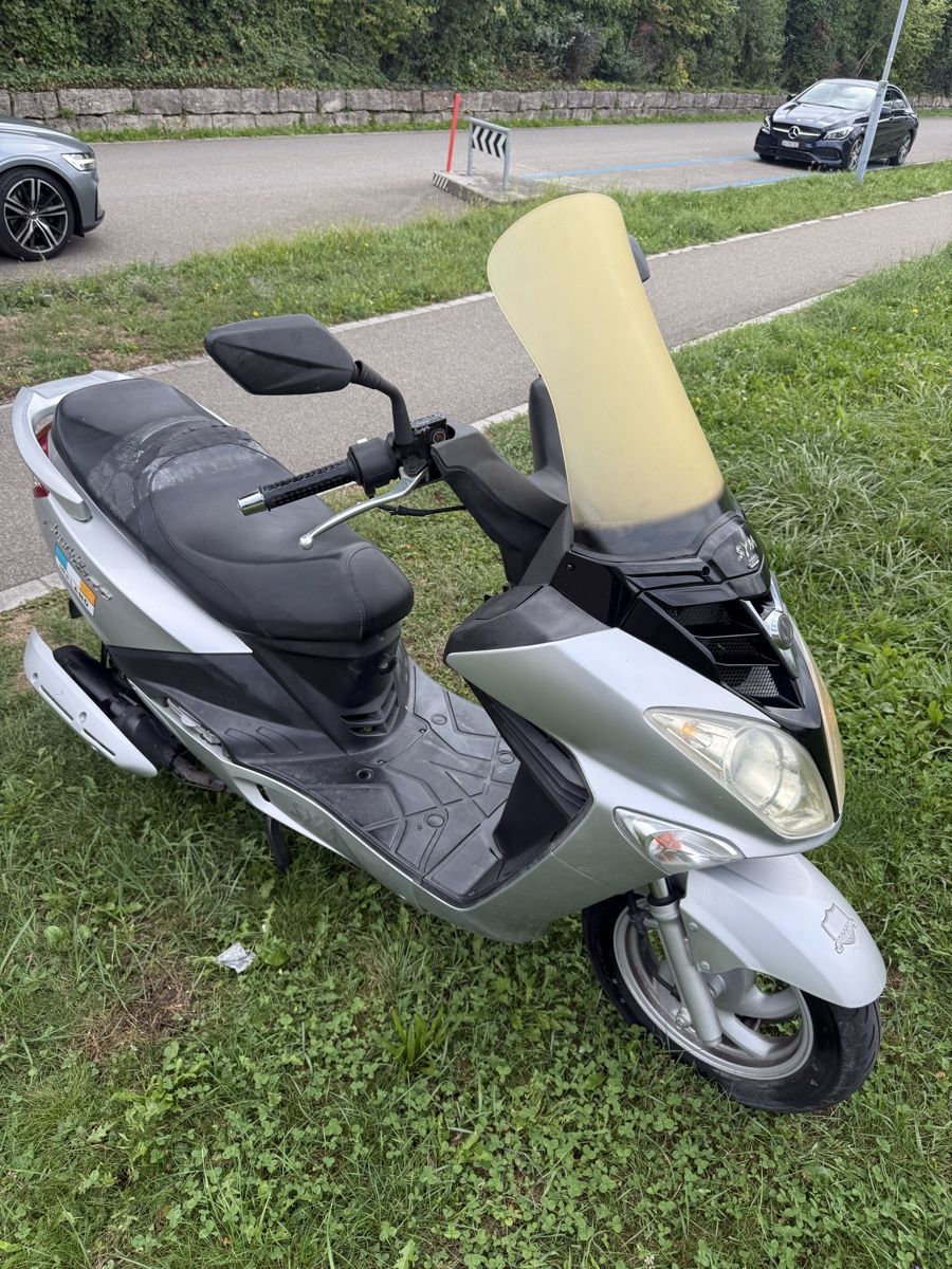 Sym Scooter: SYM JOYRIDE 125 CC – Usato da Winterthur venduto da Fabio_46 2