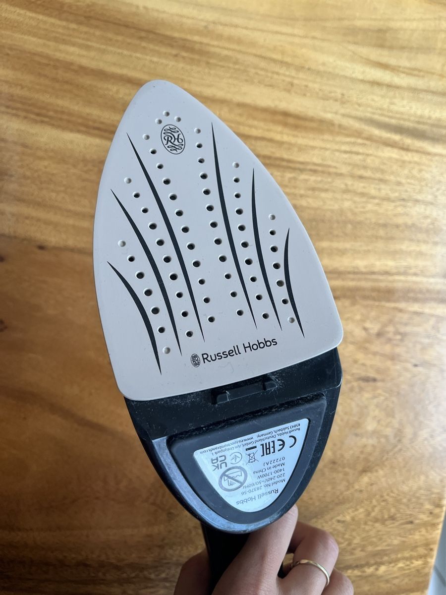 Russell Hobbs Ferri da stiro: Russell Hobbs 28370-56 Multi Iron – Nuovo (secondo la descrizione) da Zürich venduto da mxcs 3