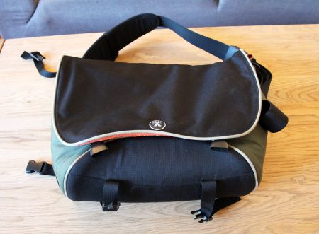 Crumpler "Very-Busy-Man" Notebook Bag