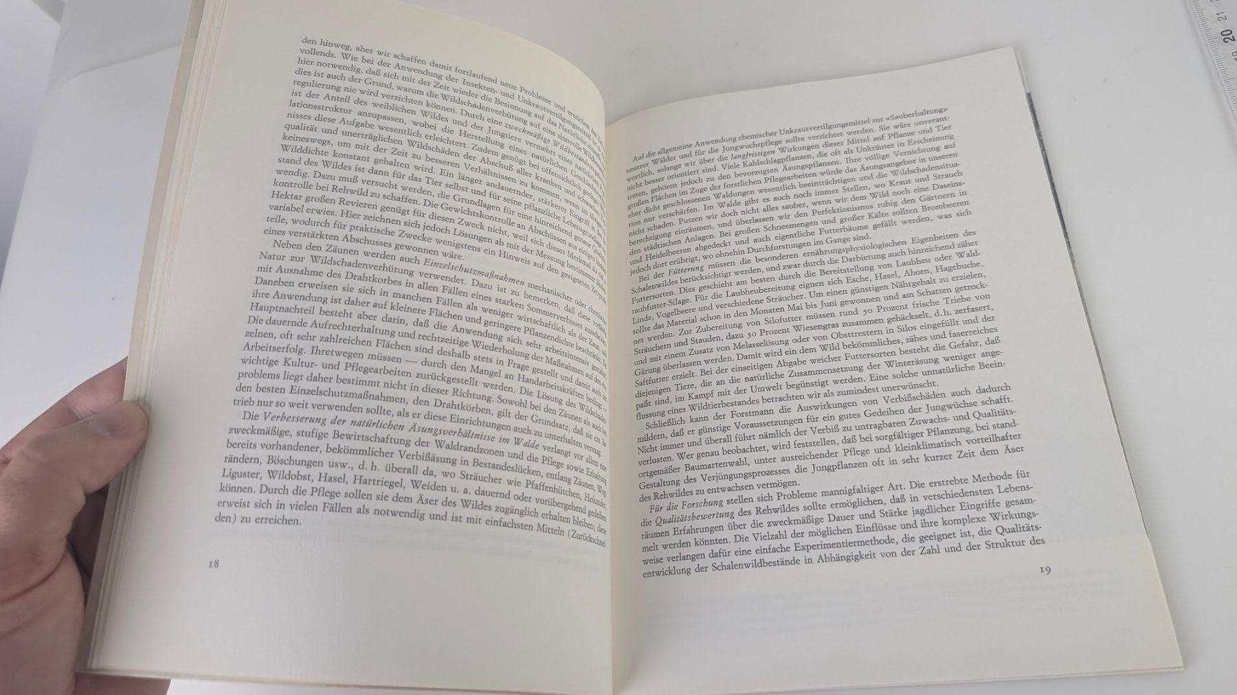 Bücher: Schweizer Heimatbücher: Wald und Wild 1968 – Gebraucht aus Zürich von axolottchen 8