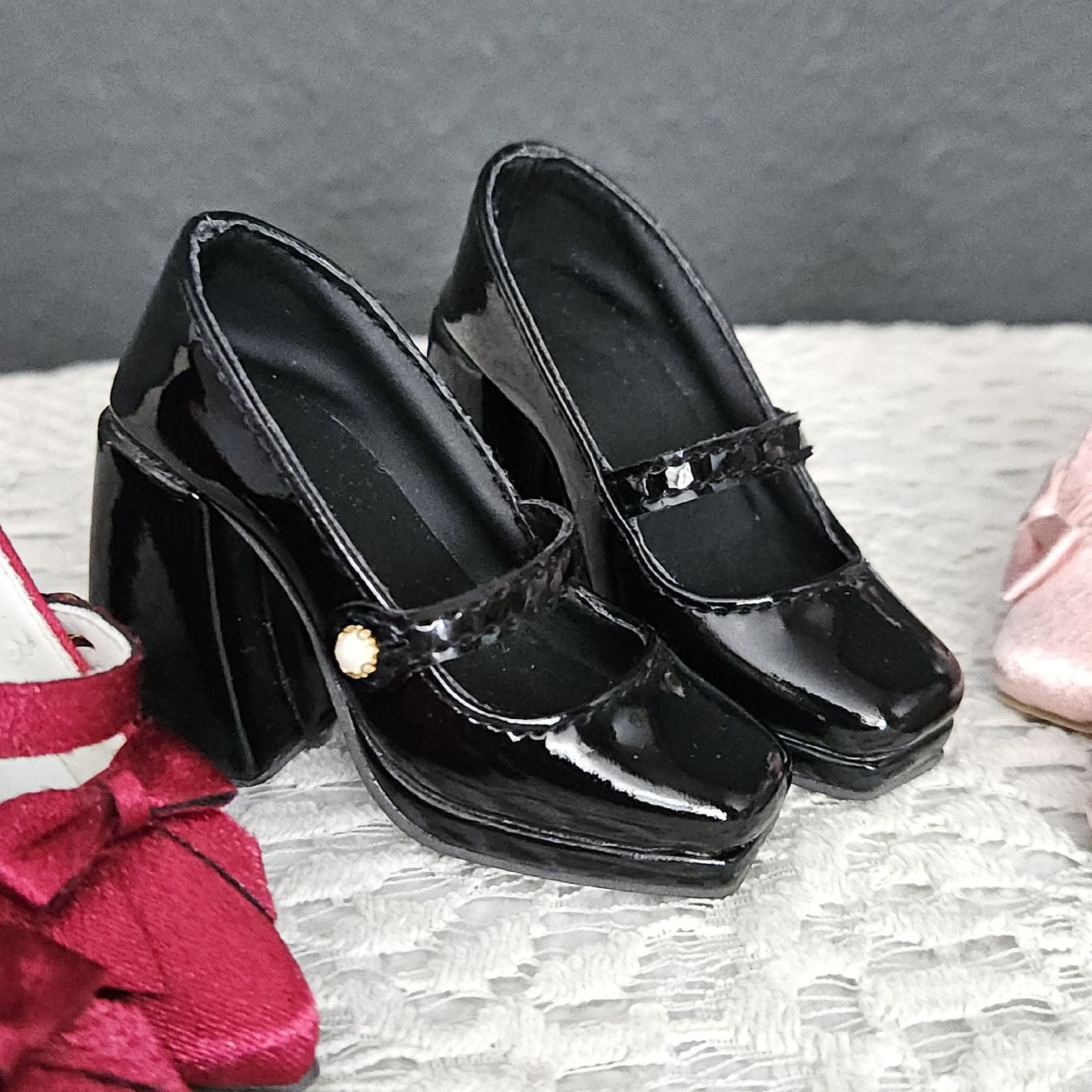Bambole: BJD Schuhe 1/3 – Usato da Stäfa venduto da Afi7ya 2