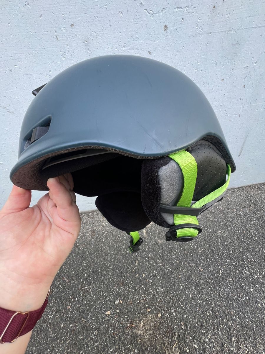 Helme: Ski-/Snowboardhelm mit GoPro-Halterung – Gebraucht aus Allschwil von Funlady91 2
