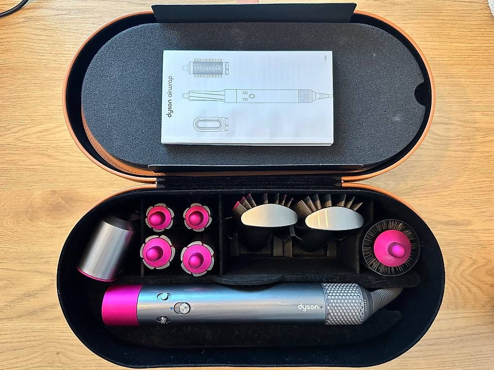 Asciugacapelli: Dyson Airwrap – Usato da Oberriet SG venduto da m.mazzotti