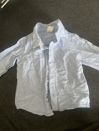 H&M Baby Chambray Button-Down Shirt, Size 6-9 Months 👕