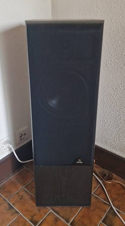 Casse acustiche: Paire d'enceintes colonnes Infinity Reference 31i – Usato da Cugy VD venduto da deb_7ln6 1