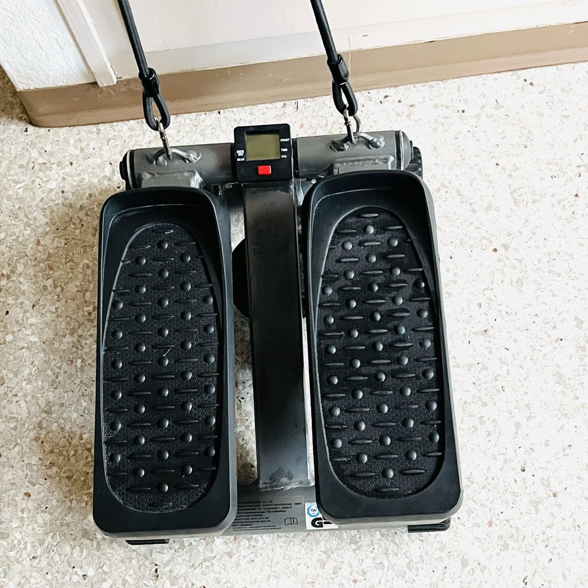 Hometrainer: Neuer K TEC Stepper mit Widerstandsbändern und Instructions – Nuovo (secondo la descrizione) da Winterthur venduto da auctiontown 2