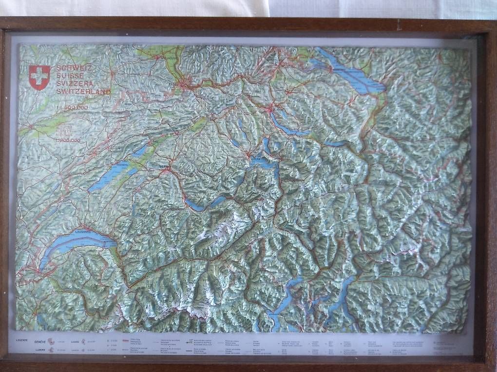 Landkarten & Atlanten: Schweizer Karte Relief  3D – Gebraucht aus Balsthal von Pdinu 4