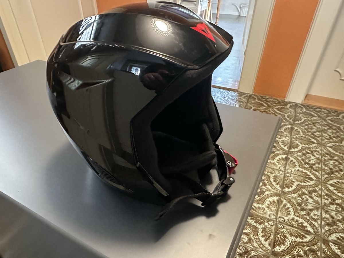 Dainese Caschi: DAINESE Skihelm Kinder 54 – Usato da Zürich venduto da Simon8032