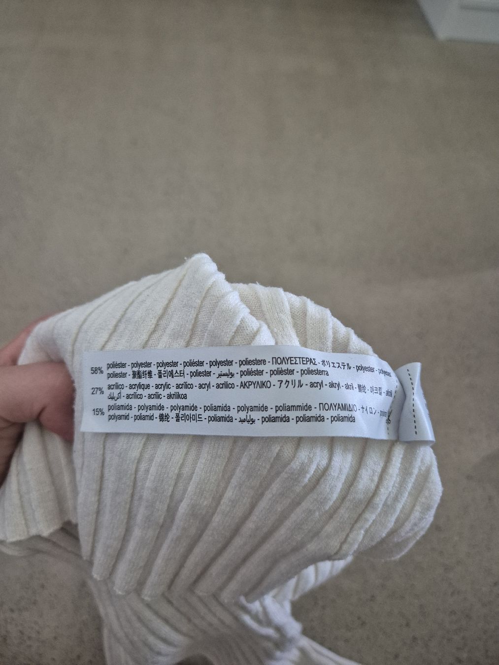 Bershka Pullover & Sweatshirts: Gemütlicher Pulli gecroped – Gebraucht aus Schlieren von nat_76vd 2