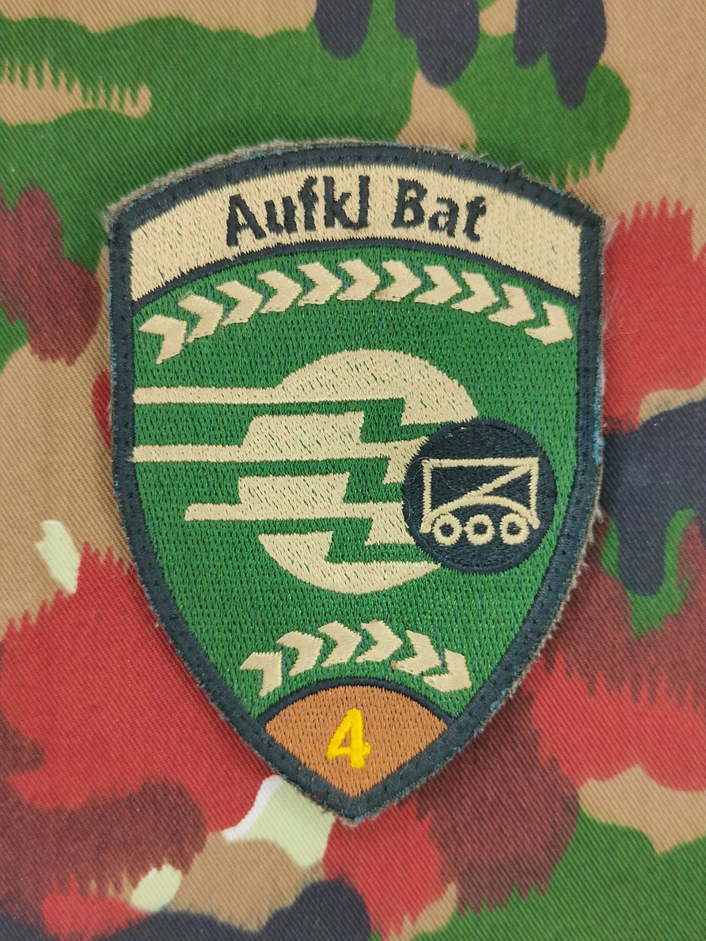 Schweizer Armee Placchette & Badge: Verbandsabzeichen Aufkl Bat 4 Kp 2 – Usato da Bauma venduto da SwissMilitaria