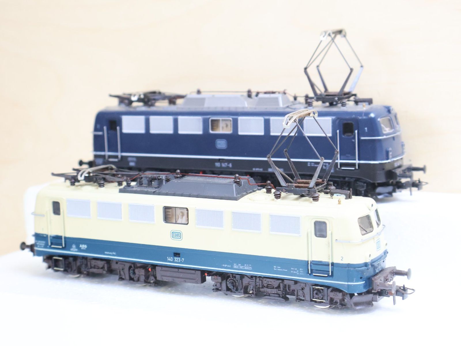 Roco Trains électriques: ROCO 2 x E-Loks - H0 DC Doppelpack 4135A / 4136B – D'occasion à Winterthur par Monstera 4