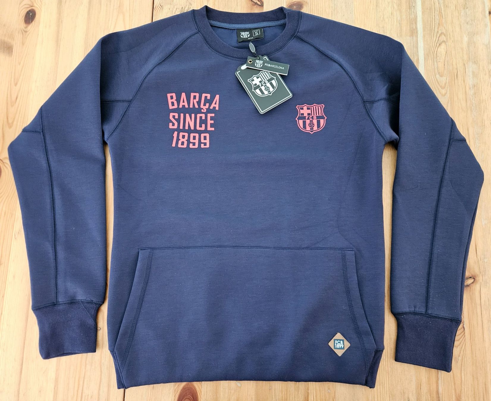 FC Barcelona Canottiere & Pantaloni: FC Barcelona Pullover Grösse S FCB Barca Spanien Blaugrana – Nuovo (secondo la descrizione) da Hägglingen venduto da United-Village-Trade