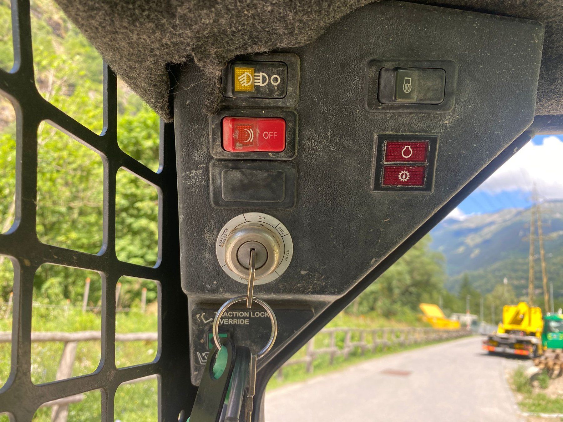 Bobcat Hoflader: Bobcat 553 + Zubehör – Gebraucht aus Chiggiogna von albetta55 7