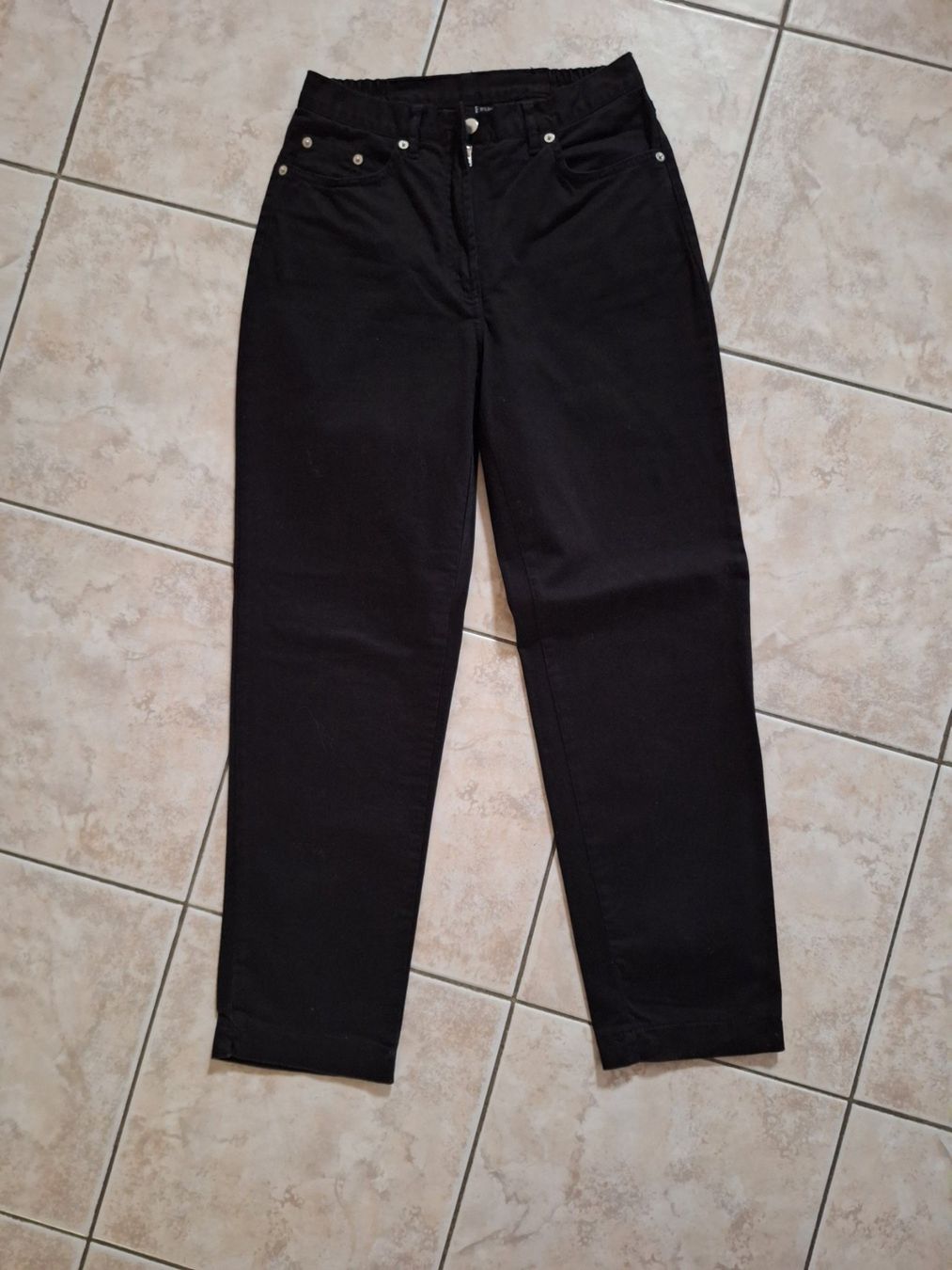 Hosen: Damenhose schwarz Gr. 19 – Neu (gemäss Beschreibung) aus Starrkirch-Wil von LucyDog