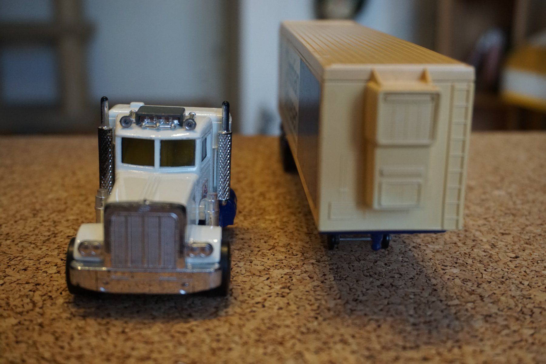 Matchbox Modellini d'auto: Matchbox SK Peterbilt Satelschlepper COOL !!!!!!!!!!!!!!! – Usato da Reiden venduto da Doppeldecker69 5