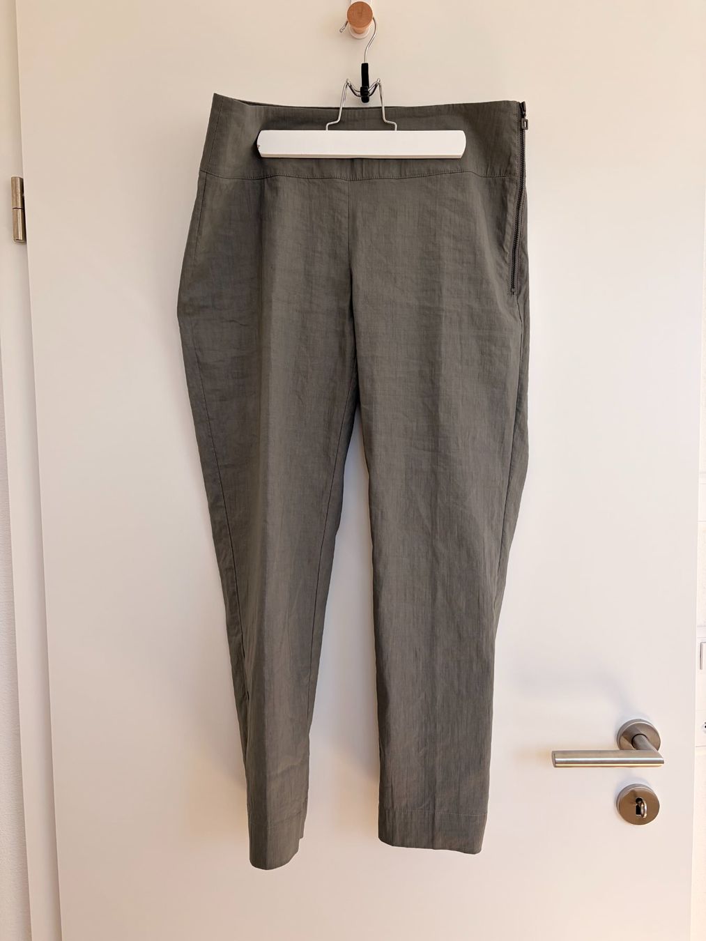 Sarah Pacini Hosen: Neue Leinenhose von Sarah Pacini – Neu (gemäss Beschreibung) aus Wettingen von .Caro