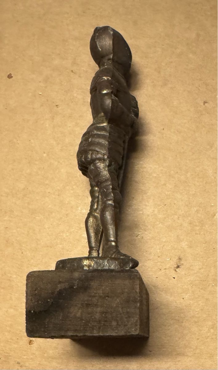 Statuette: Ritterfigur auf Sockel – Usato da Wettswil venduto da osoma99 3