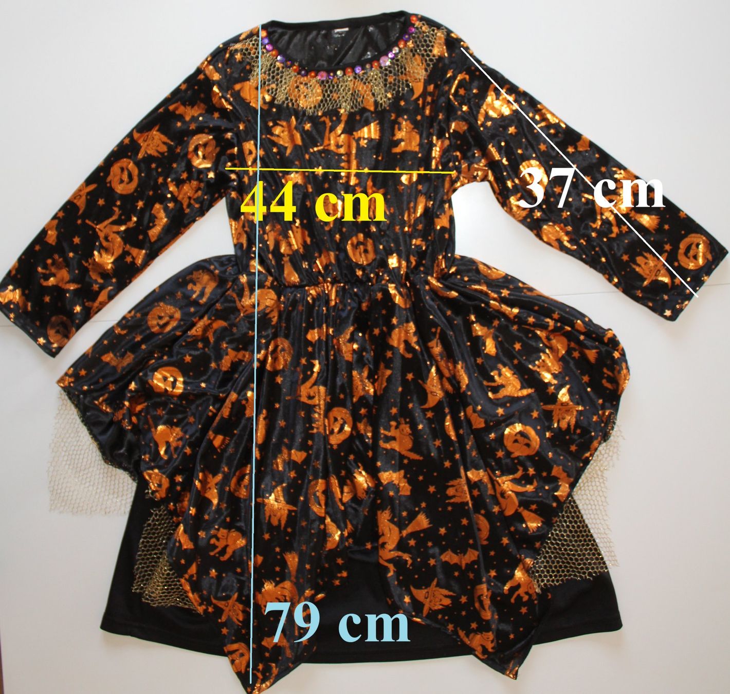 Costumi: Costume sorcière / Hexe t. 5 - 6 ans – Usato da Peseux venduto da CoolShoping 2