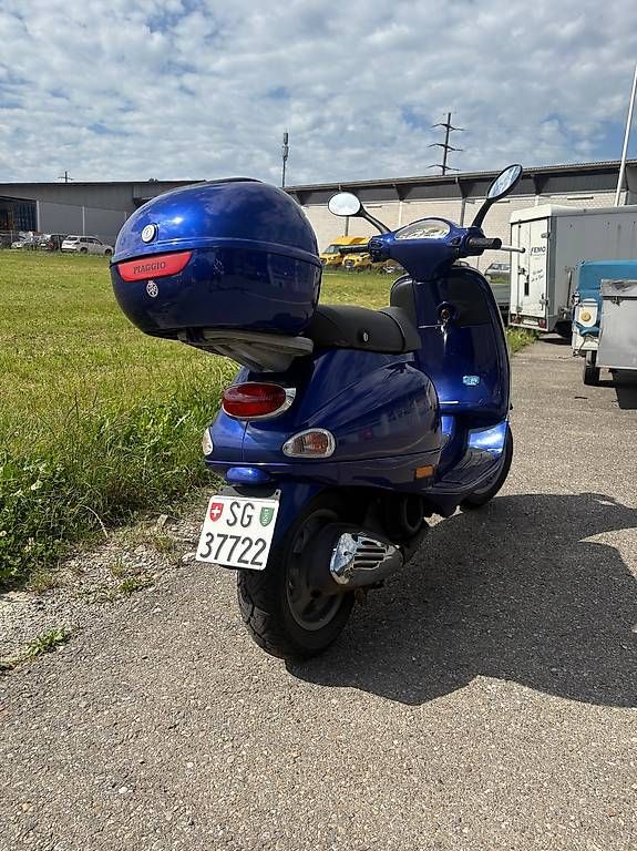 Piaggio Route: Piaggo ET 4 Roller 124 ccm – D'occasion à Bronschhofen par zerozone 2