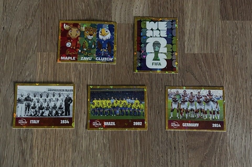 Panini Carte collezionabili: Panini 2026, FWC 3, 4, 9, 16, 18 – Usato da Oberentfelden venduto da Ibiza-Cupra