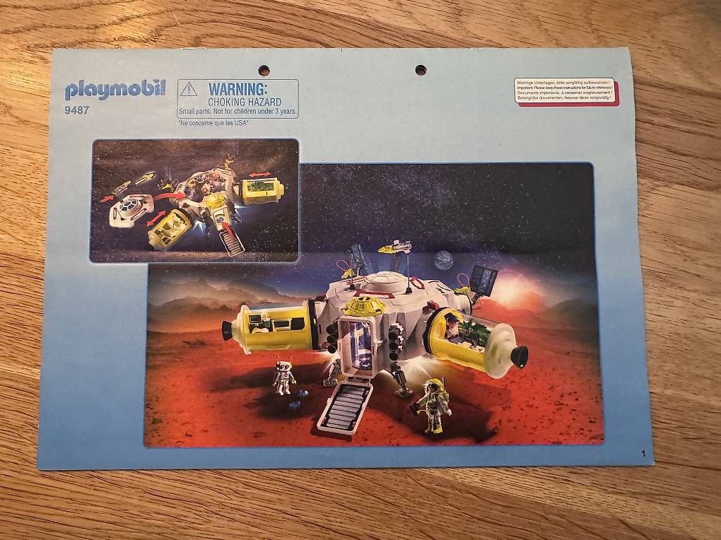 Jouets: Station spatiale Mars Playmobil Space  – D'occasion à Troinex par Steph_muller 4