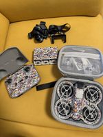 DJI Mini Fly More Combo Drone mit Aufklebern guter Zustand