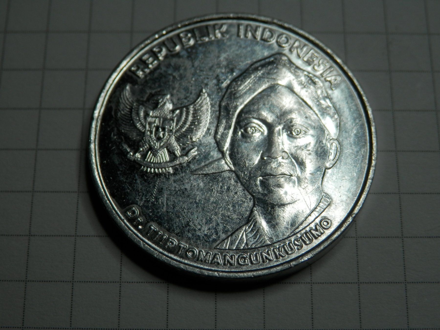 Tutti le monete: Indonesien 200 Rupiah, 2016 – Usato da Weiach venduto da weiach81