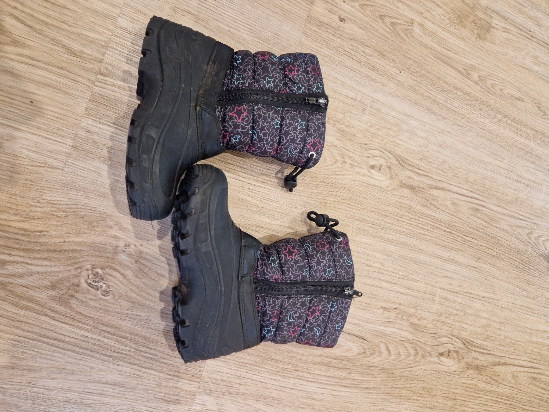 Scarpe per ragazze: Gefütterte Stiefel Gr31 – Usato da Roggliswil venduto da Crosser17 2