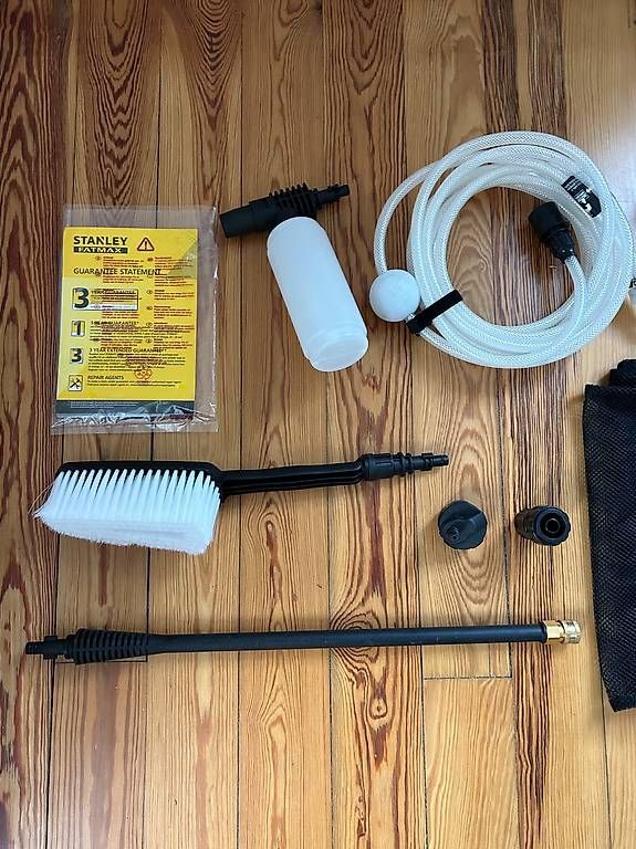 Stanley Tutti gli attrezzi: Idropulitrice portatile Stanley Fatmax 18V – Usato da Lugano venduto da Ru_Le 1