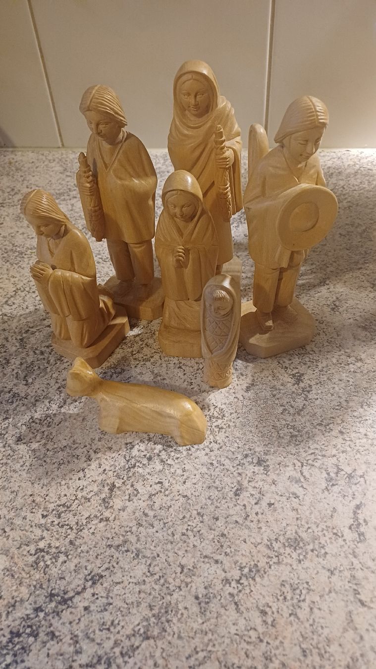 Figurines: Schöne Krippenfiguren aus Holz  – D'occasion à Flawil par Naphtali 1