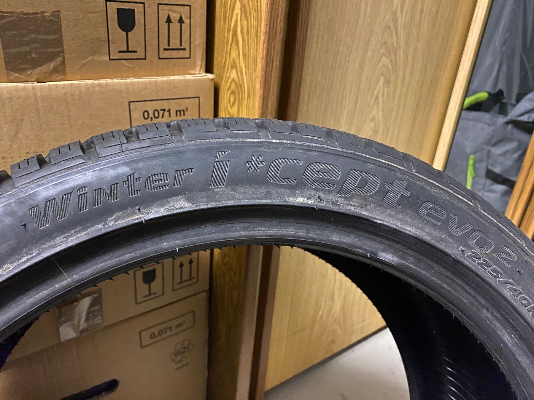 Hankook Pneumatici & Ruote complete: Winterreifen Hankook – Usato da Diessenhofen venduto da Bunterm 2