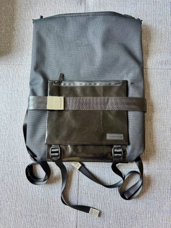 F690 COSTON in Schwarz I Seltener Rucksack von FREITAG