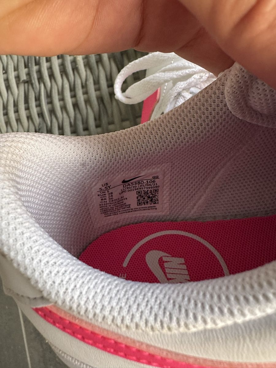 Nike Scarpe per ragazze: Nike Turnschuhe weiss pink Grösse 38 – Nuovo (secondo la descrizione) da Olten venduto da bir_k96n 4
