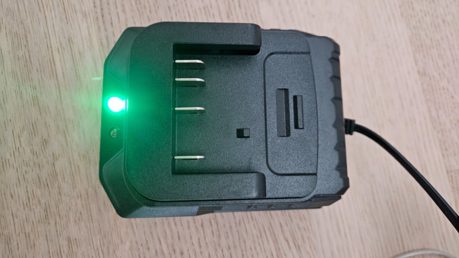 Caricatori & Batterie: Ladegerät Bosch 18V Lithium-Ionen Akku – Nuovo e nell'imballaggio originale da Gossau ZH venduto da Goes05 2