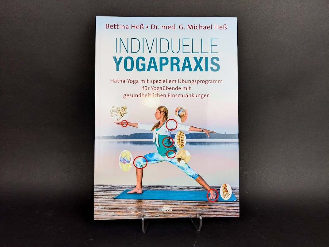Libri: Individuelle Yogapraxis BETTINA HESS – Usato da Thun venduto da Restwert_Thun