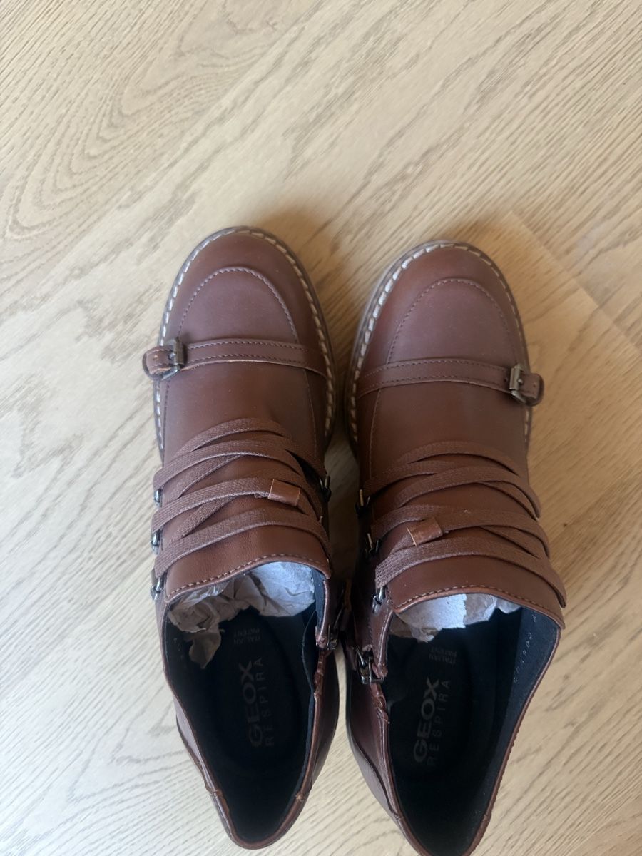 Geox Scarpe da donna: Geox Stiefeletten, Gr. 39 – Nuovo (secondo la descrizione) da St. Gallen venduto da gat_kp29 4