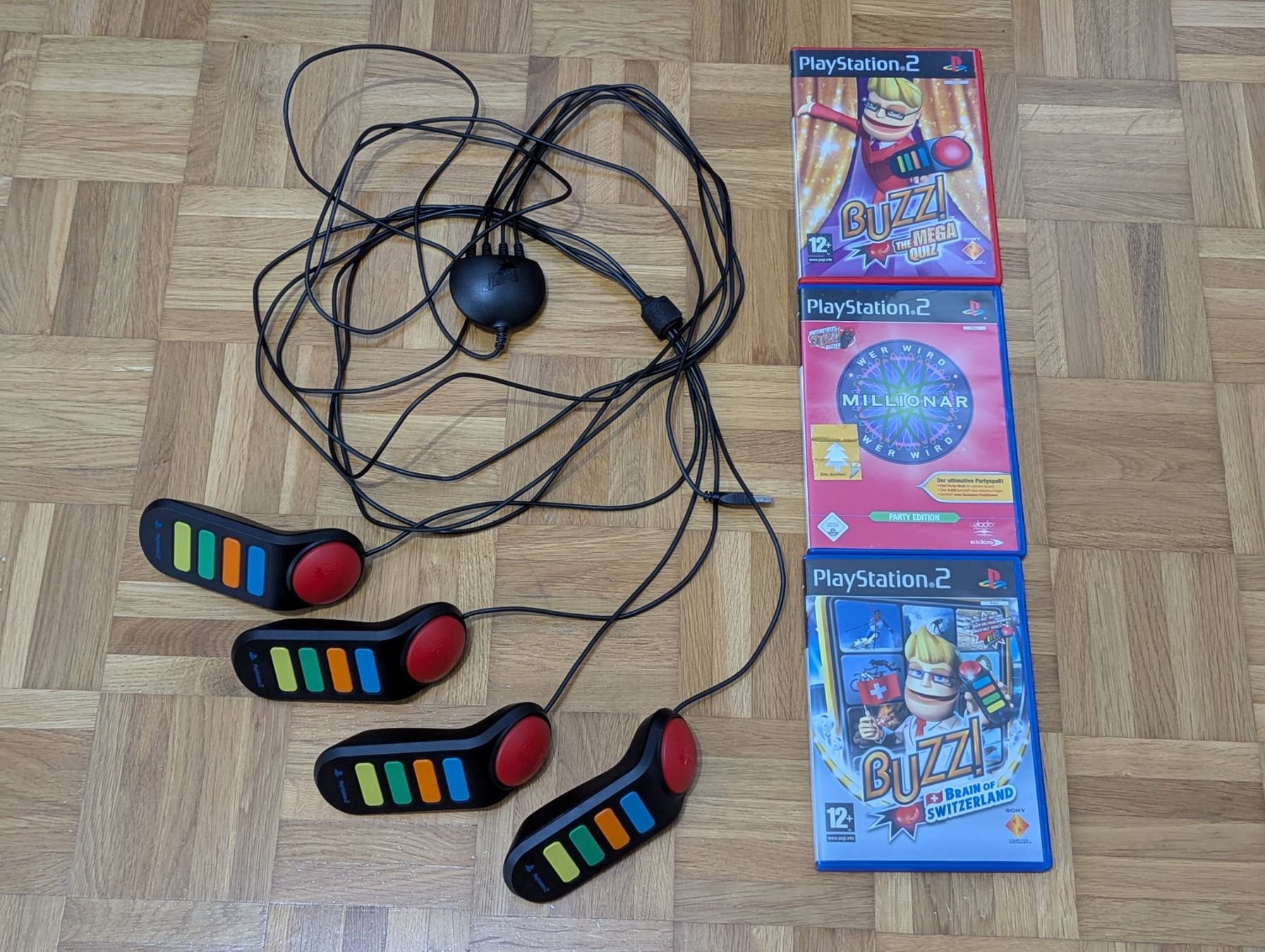 Sony Console: PS2 Slim, Controller, Memory Card, Kabel und Retro Party Set – Usato da Rothenburg venduto da Hispeed 2